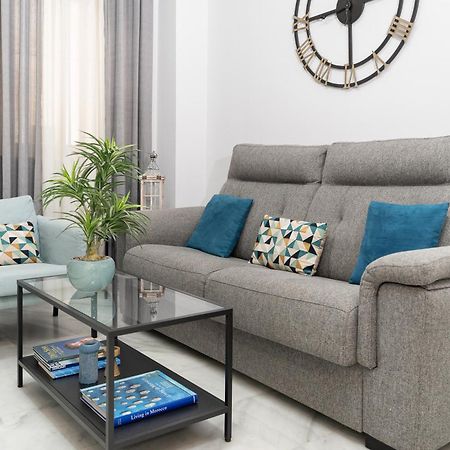 Apartamento Triana Deluxe Con Patio Privado Севілья Екстер'єр фото