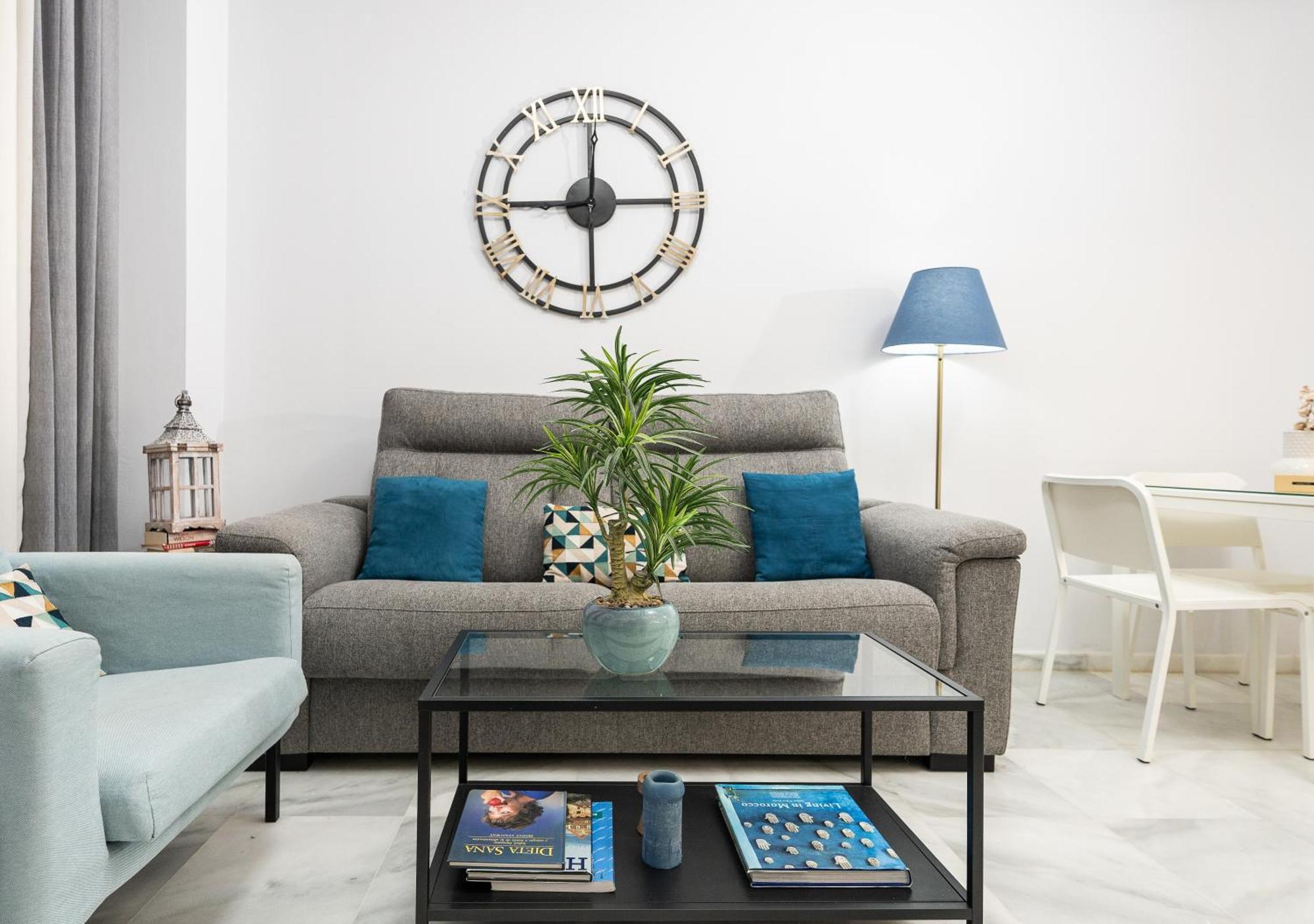 Apartamento Triana Deluxe Con Patio Privado Севілья Екстер'єр фото